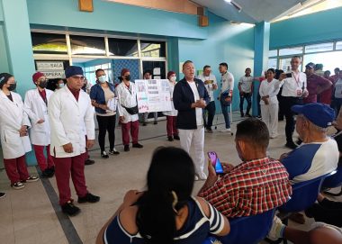 Charlas de prevención sanitaria y programas especiales en el SAHUM