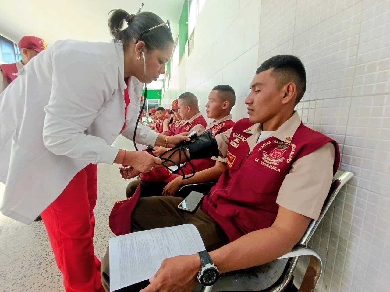 Unión Cívico-Militar fortalece Banco de Sangre del SAHUM en el Zulia